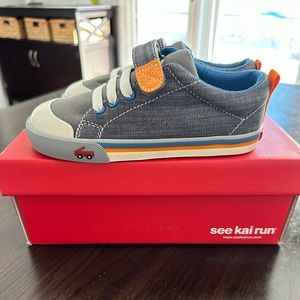 See Kai Run Stevie II - new in box - grey with blue and orange stripe - size 12